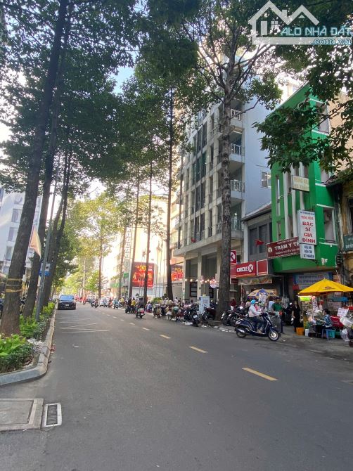 Bán Nhà MT Nguyễn Thị Minh Khai P2 Q3 DT 7x17m 3 tầng HĐT 180tr/th giá 45 tỷ - 2