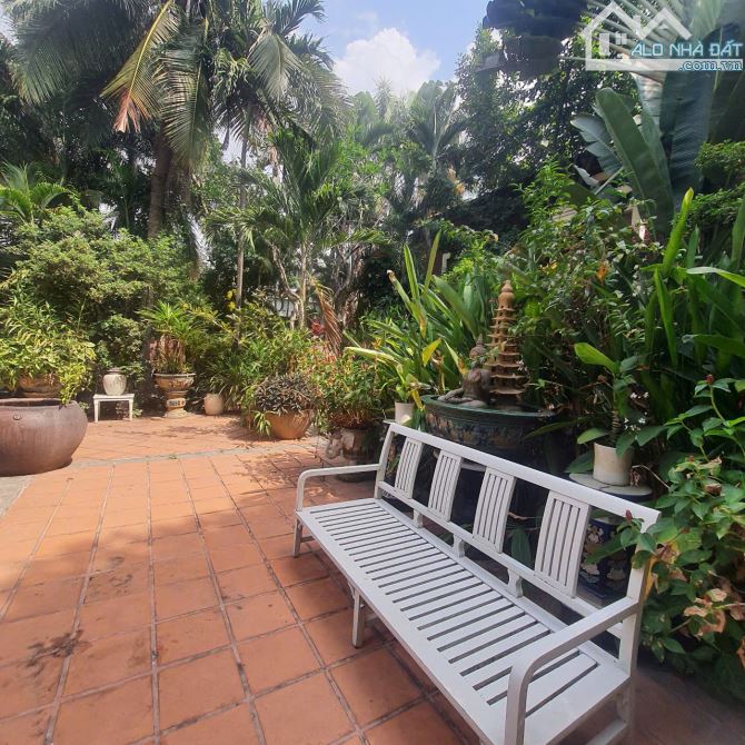 BÁN BIỆT THỰ SIÊU HIẾM 4.130 m2 THỔ CƯ, TP. DĨ AN, BÌNH DƯƠNG GIÁ CHỈ 95 TỶ TL - 2