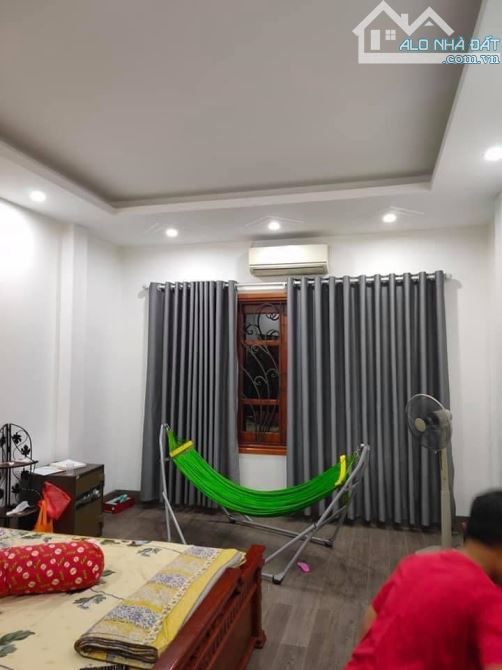 Bán nhà phố 8/3, Hai Bà Trưng, phân lô, ôtô tránh, ngõ thông, kdoanh, 50m2X5T,MT 4.1m. - 2