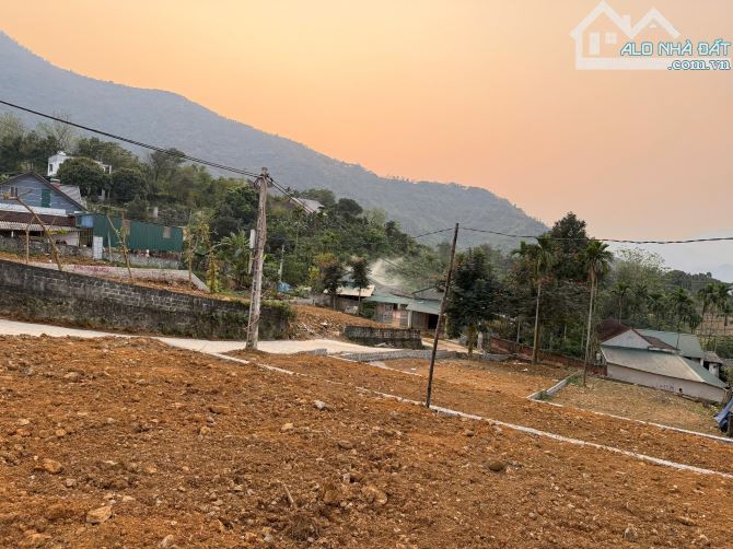 Cần bán 170m2 sổ HN tại Yên Bình, Thạch Thất gần  ĐL Thăng Long, ĐHQGHN. Giá nhỉnh 2tỷ - 2
