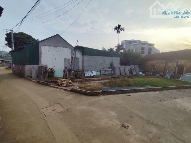 Lô Góc 76m Sen Trì Bình Yên giá đang rẻ hơn thị trường 3 giá cách khu CNC Hoà Lạc chỉ 800m - 2