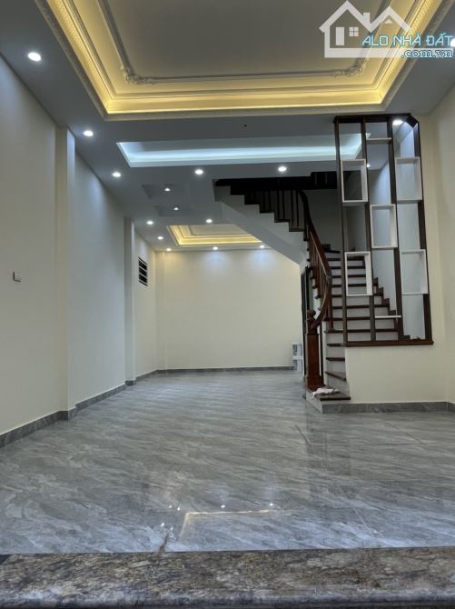 Bán gấp nhà phân lô Mỗ Lao, Hà Đông 40m2 4 tầng đường 12m ô tô kinh doanh giá 12.9 tỷ - 2