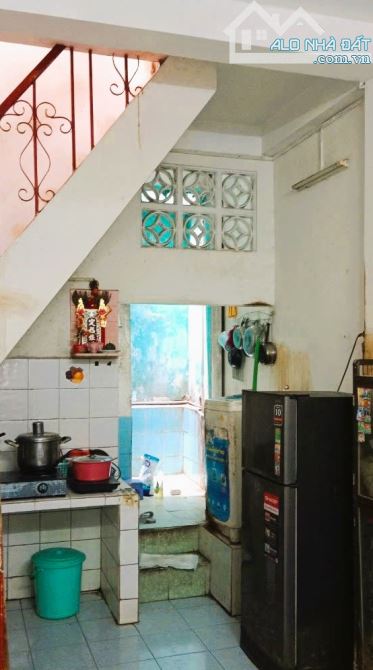 Bán nhà Quận 10, 47m2, 2 tầng, đã hoàn công, sát Đồng Nai, nhỉnh 5.x tỷ - 2