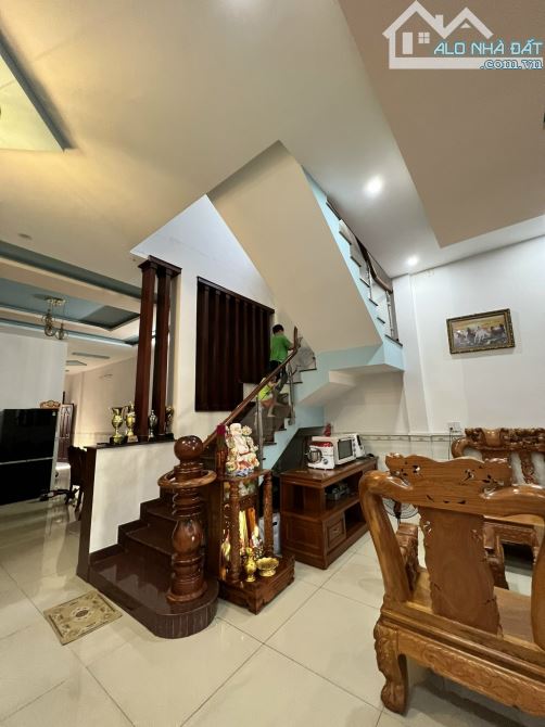 Bán nhà 1 Trệt 1 Lầu 213m2 p.Bửu Hoà gần vòng xoay Cầu Hang - 3