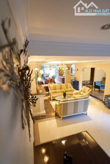 Bán Biệt Thự Ciputra 300m2 4 tầng MT 10m Lô Góc Vip của Vip Hoàn Hảo Rất đẹp An Ninh 24/24 - 3