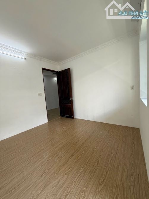 Bán gấp chung cư , Nhiêu Tứ Hoa sứ Trung Tâm Phú Nhuận ,  52m2, 2 PN, Giá 3,1 Tỷ - 3