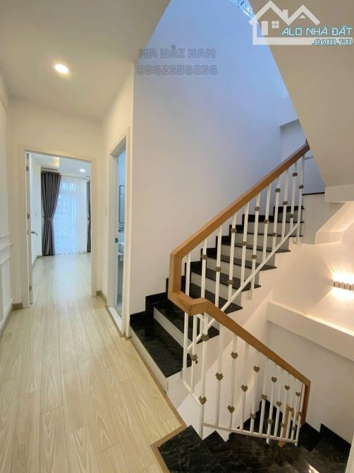 Đẹp nhất quận Hai Bà - Phố  Kim Ngưu DT 52m2 xây 5 Tầng 6 phòng G i á 8 tỷ - 3