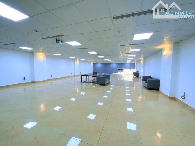 Bán gấp Toà Nhà Đẳng Cấp Nhất nhì phố Phùng Chí Kiên - Cầu Giấy. DT 251m2 x 9T. MT 11m. - 3