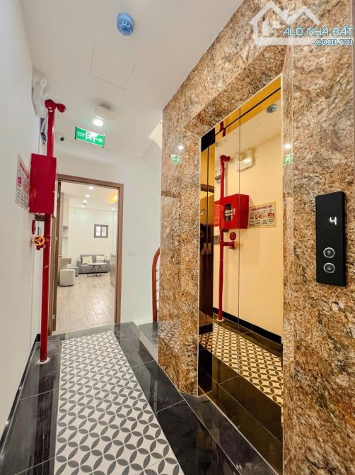 Siêu phẩm dòng tiền thang máy -60m x 5T - vị trí VIP - mới tinh - 9 phòng sịn sò - 3