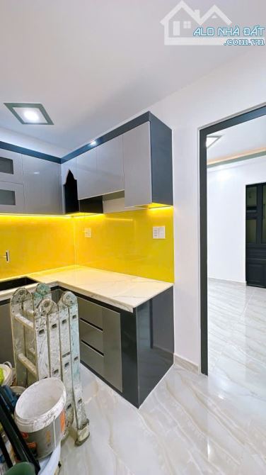 Bán nhà 2 tầng Đoàn Văn Bơ Quận 4, còn thơm mùi sơn, giá 4.85 tỷ (TL) - 3