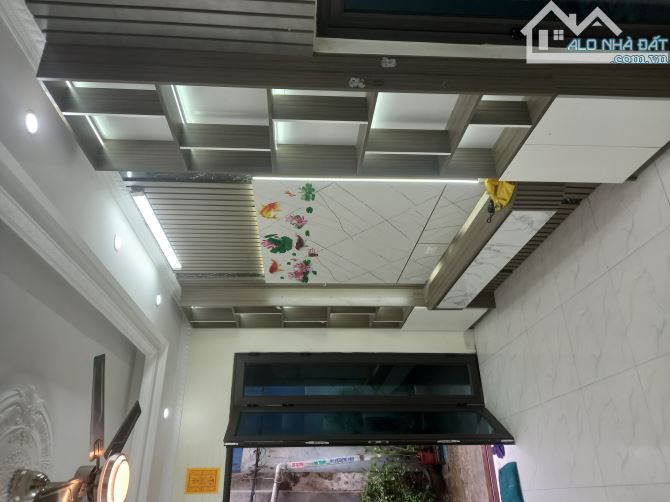 Nhà 3 tầng còn rất mới ngõ Đoàn Trần Nghiệp - 3