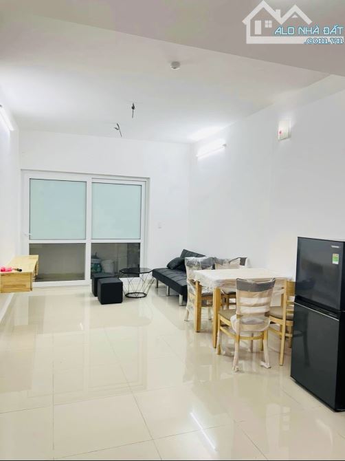 HÀNG XỊN KÈO THƠM KHU TRUNG TÂM HÀNH CHÍNH QUẬN GIÁP RANH QUẬN 1 GẦN 70M2 - MẶT HẼM XE HƠI - 4