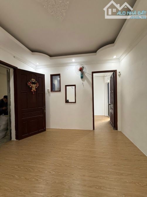 Bán gấp chung cư , Nhiêu Tứ Hoa sứ Trung Tâm Phú Nhuận ,  52m2, 2 PN, Giá 3,1 Tỷ - 4