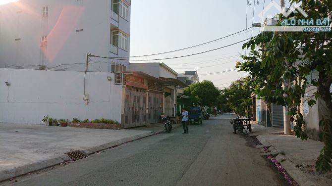 BÁN ĐẤT 8M X 23M, SỔ HỒNG RIÊNG HUYỆN HÓC MÔN 950tr - 4