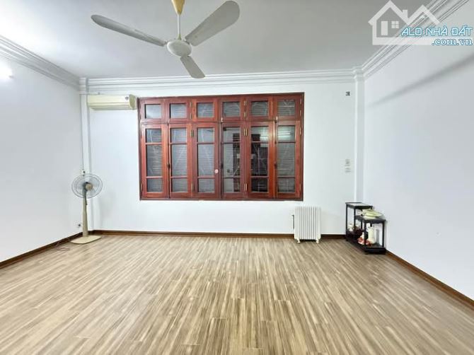 BÁN NHÀ LÊ THANH NGHỊ, QUẬN HAI BÀ TRƯNG.60M2 .Ô CHÒ THANG MÁY - 4