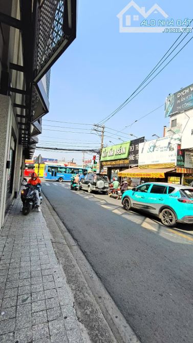 Siêu phẩm tòa nhà phức hợp karaoke,bar ,masa 6 lầu sàn 3000 m2 hoàn công 25x24 giá 72 tỷ - 9