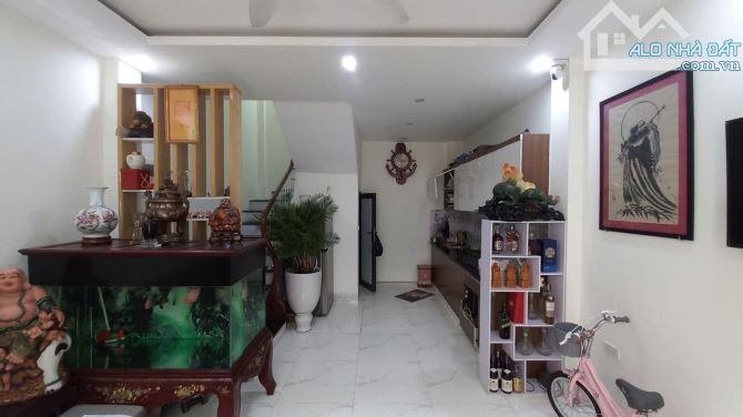 🔥 BÁN NHÀ ĐƯỜNG 422B - 2 THOÁNG - SÁT Ô TÔ - KHU PHÁT TRIỂN 🔥 - 5