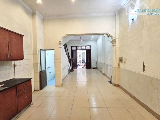 Nguyễn Chí Thanh - Đống Đa, phân lô ô tô, gara, nhà dân xây siêu chắc chắn, 46m2, 5 tầng - 5