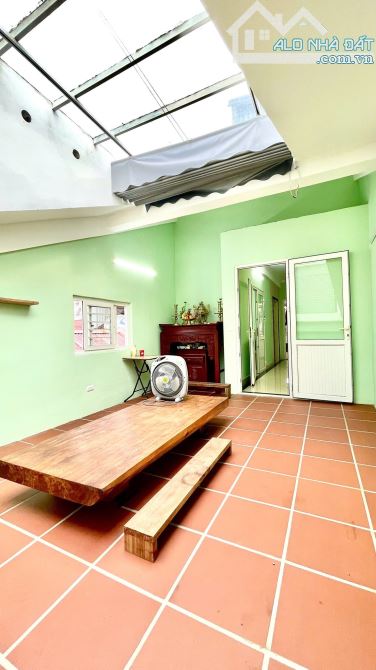 Cần bán gấp nhà phân lô phố Phùng Chí Kiên 65m2, 5T, ngõ 2 ô tô tránh,full nội thất tiền t - 6