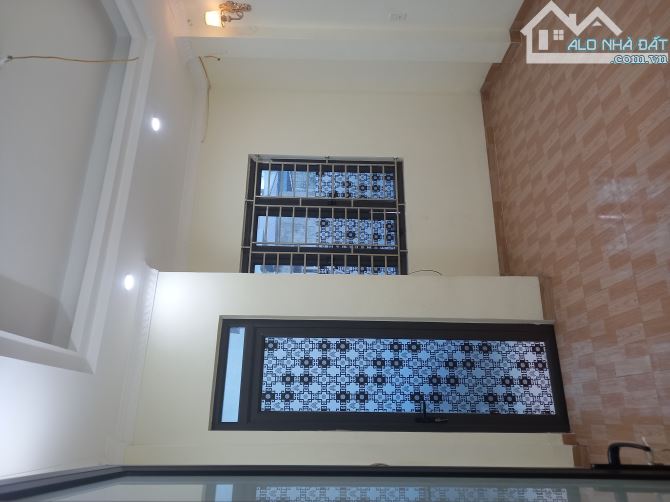 Nhà 3 tầng còn rất mới ngõ Đoàn Trần Nghiệp - 6