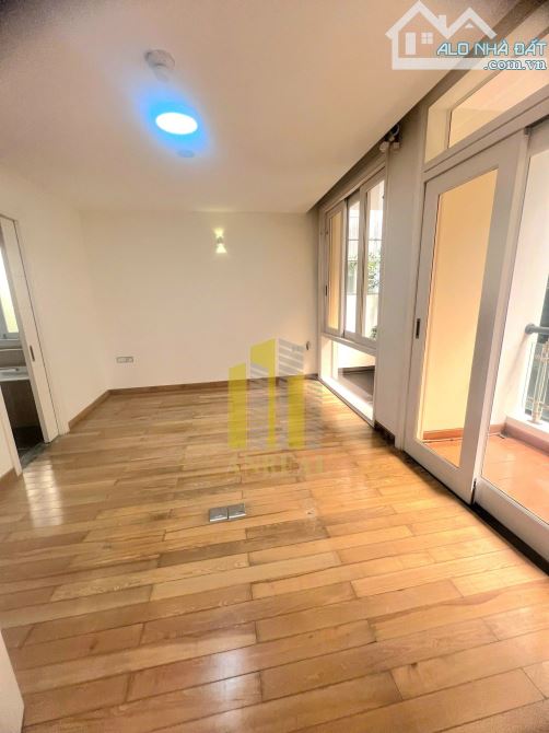 Biệt Thự Thảo Điền Sân Vườn Khuôn Viên 240m2 - Giá 65 Triệu - 7