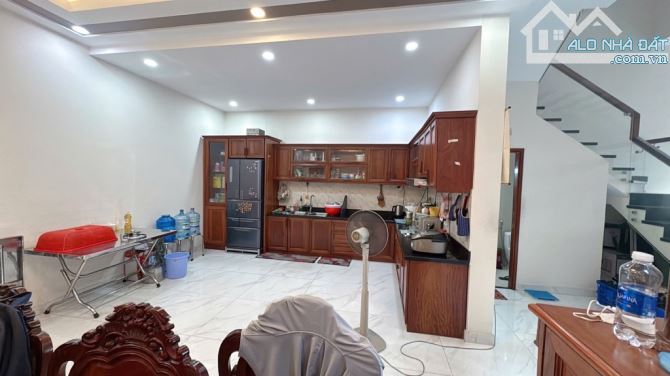 Bán Biệt Thự Phú Thọ Hoà, 500m2, 4 tầng, 14x36m, đường ô tô 8m, giá thương lượng, gần MT - 7