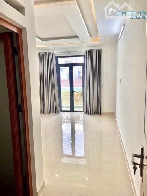 Nhà 4x22 4,5 tấm đường Tân Hoà Đông 4 phòng ngủ 5wc - 9