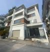 Cho thuê nhà MP Nguyễn Khắc Cần - Tràng Tiền 240m2 sử dụng, 3 tầng, 6.5m MT, Mô hình sạch