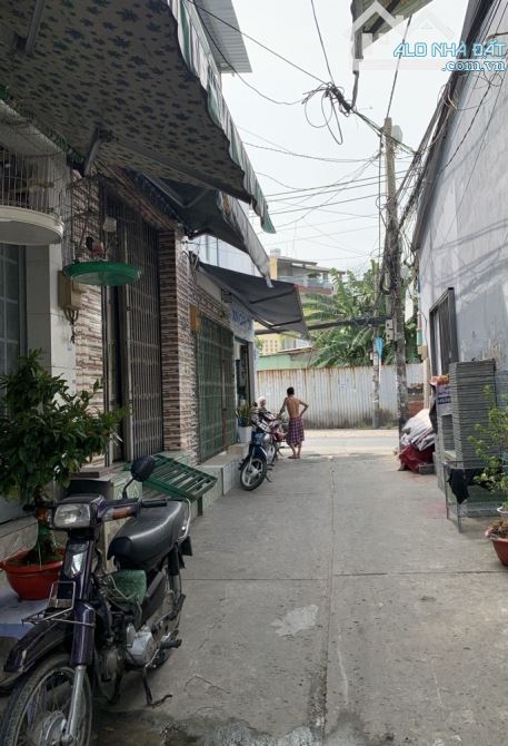 Bán Nhà An Dương Vương, Phường 13, Quận 6. DT 58m2 x 2 tầng (4 x 16). Giá 5.5 tỷ TL.