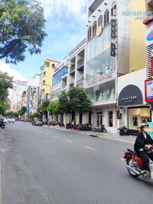 Bán nhà MT đường Hoa Lan Quận Phú Nhuận,cam kết giá tốt nhất,vi trí kinh doanh lý tưởng