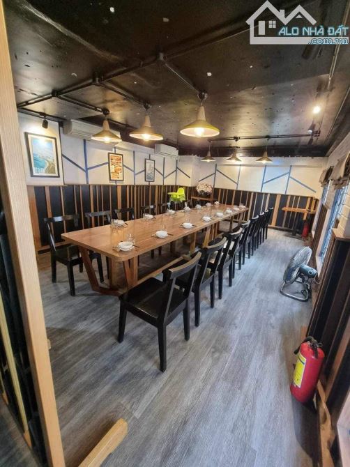 Bán nhà Mặt Phố Láng Hạ, DT 113m x 5 tầng, mặt tiền 5.3m, 2 mặt thoáng, 59.99 tỷ đồng