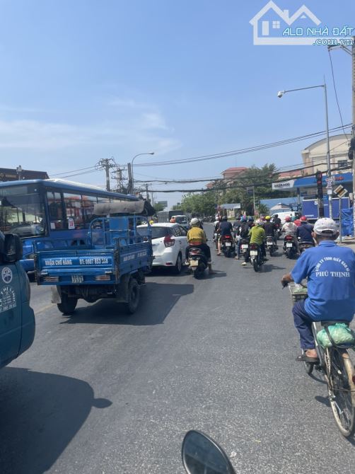 Bán mặt tiền 8x17m giá 13,5 tỷ Đường Nguyễn Ảnh Thủ