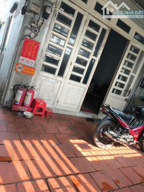 Hàng Hiếm - Đông Thạnh -Hóc Môn.