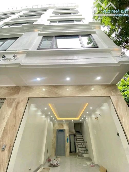 NHÀ ĐẸP GIẢNG VÕ BA ĐÌNH 14.8 TỶ 45m2 6T THANG MÁY MT 4m GARA Ô TÔ, 2 THOÁNG, DAN TRÍ CAO