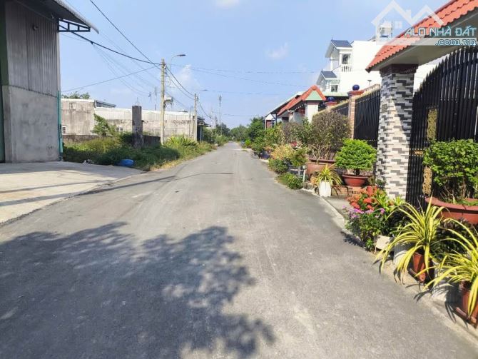 BÁN LÔ ĐẤT 170M2- GIÁ CHỈ 1 TỶ 400 - TÂN THÔNG HỘI - CỦ CHI - GỌI CHO EM ĐI XEM ĐẤT