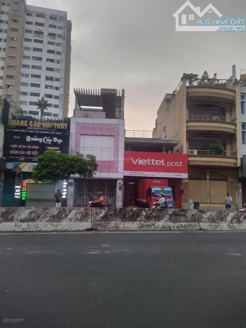 Mặt Tiền 5,2x25m 3 lầu Lạc Long Quận Phường 9 Quận Tân Bình