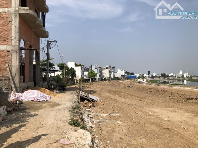 Bán đất mặt tiền kênh Tham Lương Phường 13 Gò Vấp
