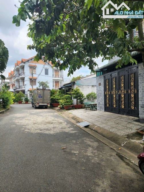 Bán lô đất KDC Tân Tiến, 5x17m, đường 10m, giá 5.5 tỷ