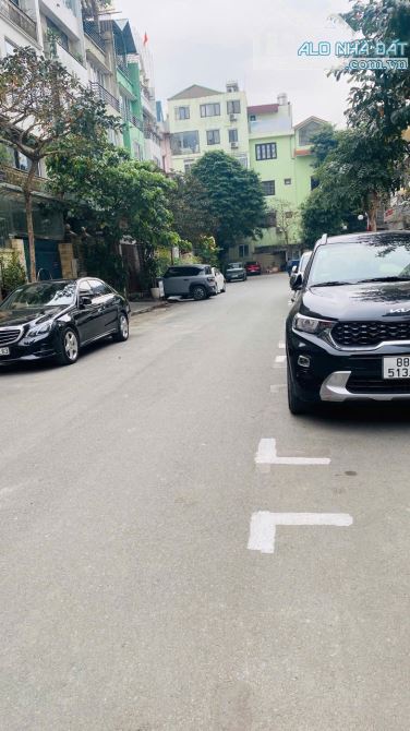 VIP NHẤT THANH XUÂN , BÁN NHÀ PHÂN LÔ NGUYỄN TRÃI , Ô TÔ TRÁNH 98M MT5,5M NHỈNH 37 TỶ