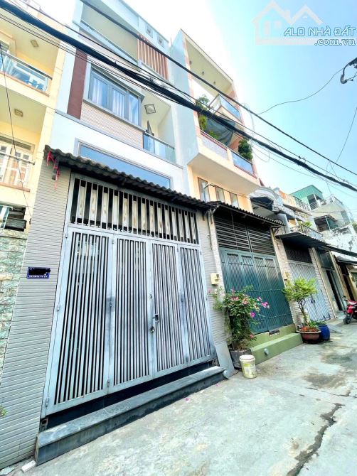 Hẻm xe hơi - 60m2 - hơn 5 tỷ - 4PN - SHR nhà Lê Đức Thọ