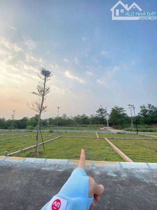 90m2 MT 8m, đầy đủ thổ cư, gần trường học & nhà văn hóa đồng trạng cổ đông