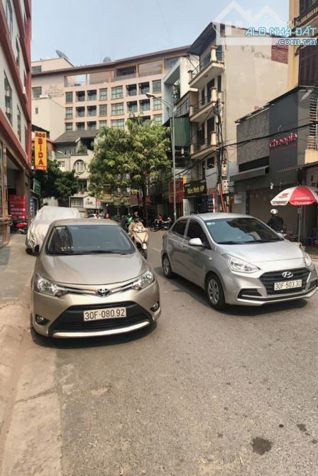 HOA HẬU QUẬN CẦU GIẤY - DÂN XÂY - LÔ GÓC - MẶT TIỀN RỘNG - S = 42M2 - GIÁ CHỈ 7.15 TỶ.
