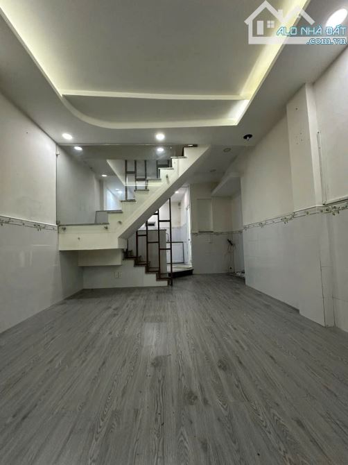 NHÀ 2 TẦNG ĐƯỜNG 8 LINH XUÂN THỦ ĐỨC GIÁ NHỈNH 2 TỶ VỚI 60M2 SỬ DỤNG
