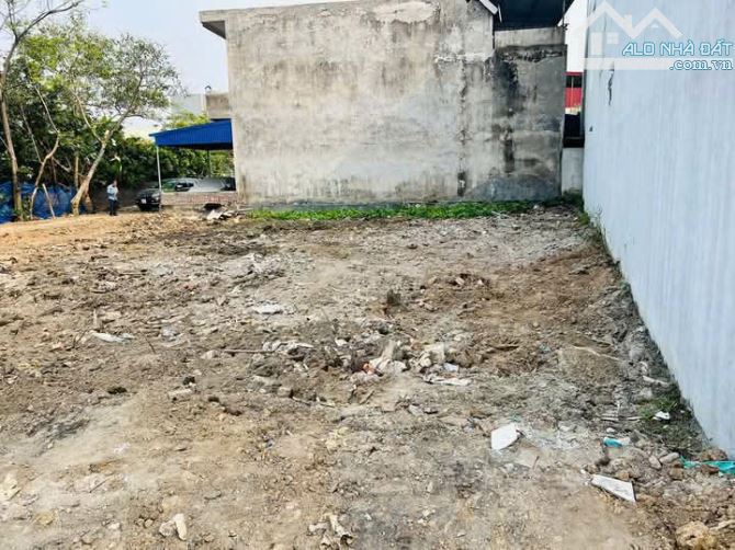 Cơ hội vàng cho các nhà đầu tư 2 lô f0 Cách Hạ đường ôtô cách trục đường 351 chỉ 100m
