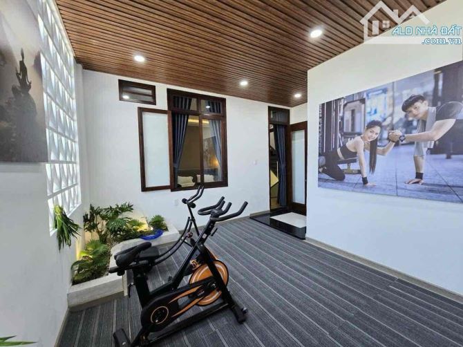 Villa 3 tầng Gần Biển - Dòng tiền Khai Thác Tốt. Giá chỉ 16.x tỷ - 10