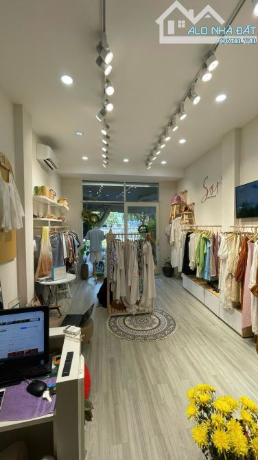 2 mặt tiền trước sau hoàng sa quận 3 có vỉa hè đang cho thuê thu nhập 40tr/tháng - 11