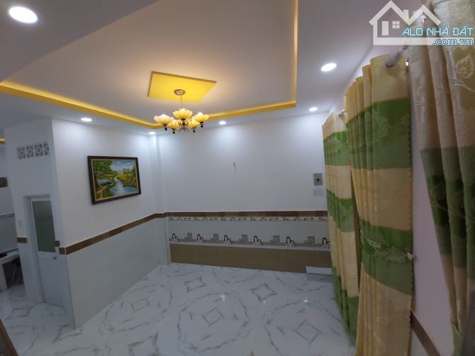 THẠCH LỘC, Q12, 2 TẦNG FUNL NỘI THẤT, CHỈ 2.4 TỶ - 1