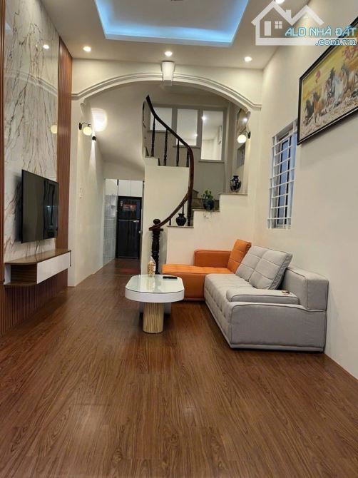 B.ÁN NH.À Đội Cấn 50 m, 4 tầng, 4 ngủ, ... 8.9 tỷ LÔ GÓC - TRƯỚC NHÀ CỰC THOÁNG  - 50 ô tô - 1
