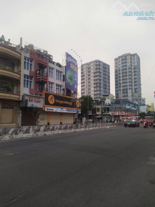 Mặt Tiền 5,2x25m 3 lầu Lạc Long Quận Phường 9 Quận Tân Bình - 1