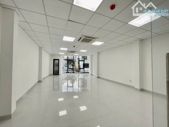Giảm 10 tỷ, Bán nhà đường số 1, cư xá Đô Thành, P4, Q3, DT: 6x23,CN: 115m2. Giá 3 - 1